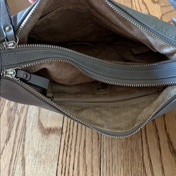 Grey purse like new - Picture 3 of 3